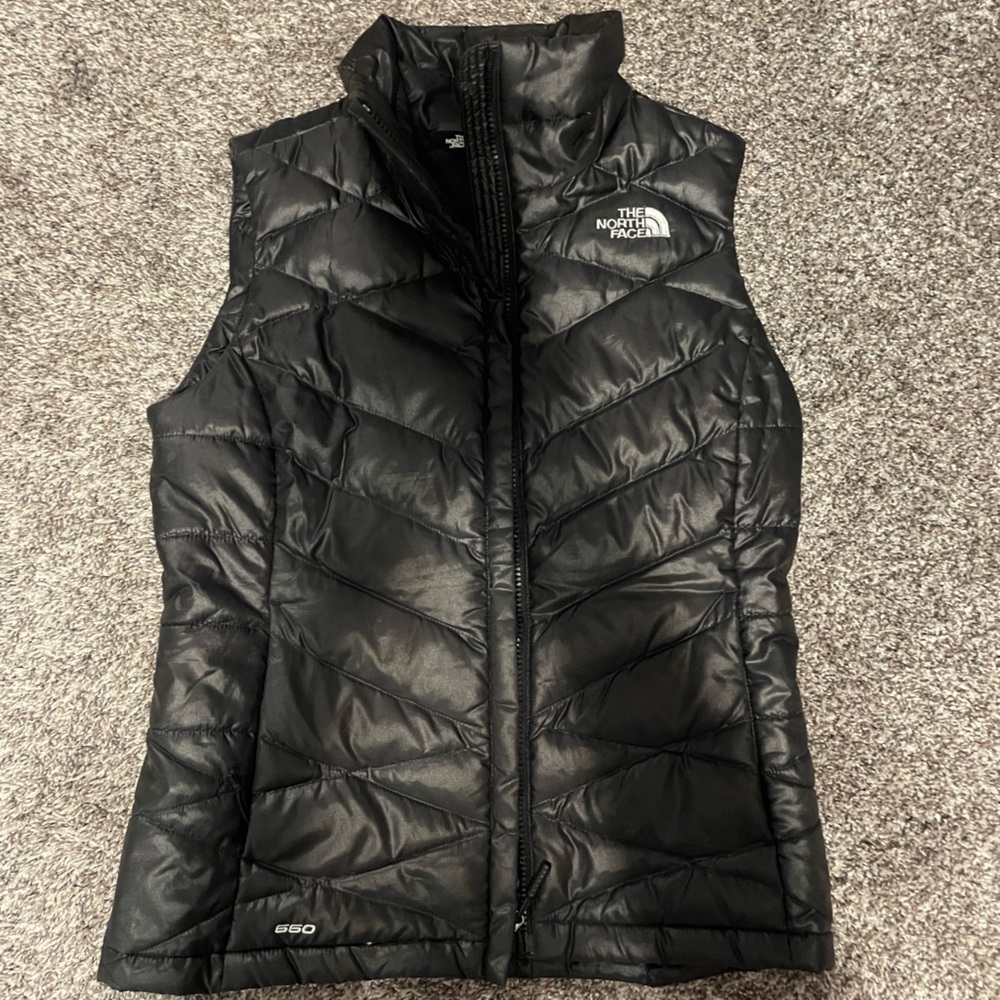 North face down vest xs